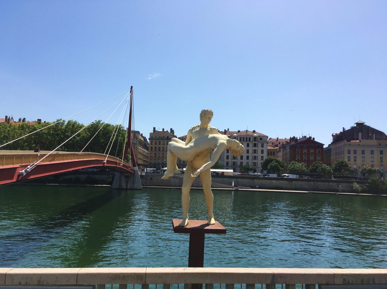Statue - The weight of One Self, oeuvre de Michael Elmgreen & Ingar Dragset (Lyon)